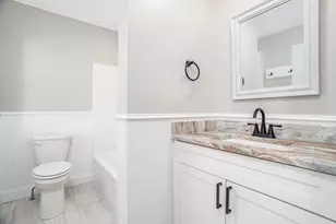 29 Milton St, Fitchburg, MA 01420 - Photo 14