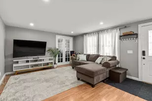 1790 Massachusetts Ave, Lunenburg, MA 01462 - Photo 6