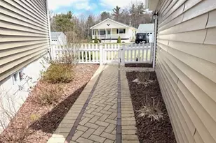 105 Opal Ln, Gardner, MA 01440 - Photo 8