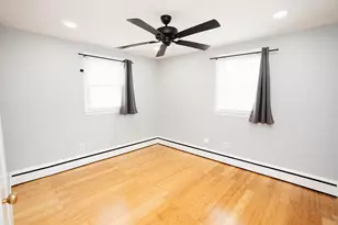 562 Tremont St, Taunton, MA 02780 - Photo 24