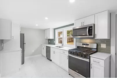 99 Lake Ave, Wareham, MA 02538 - Photo 4