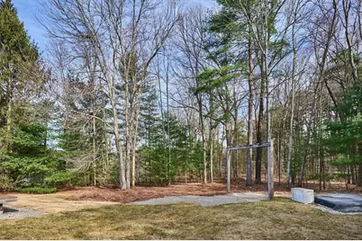 46 Deepwoods Dr, Amherst, MA 01002 - Photo 24