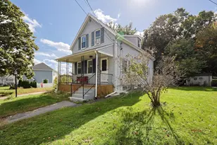 94 Briggs St, Taunton, MA 02780 - Photo 2