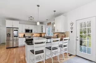 35 Paddock Dr, Plainville, MA 02762 - Photo 12