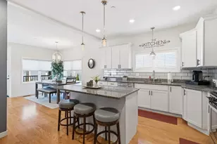 21 Summit Ave, Beverly, MA 01915 - Photo 14