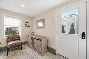 21 Summit Ave, Beverly, MA 01915 - Photo 6