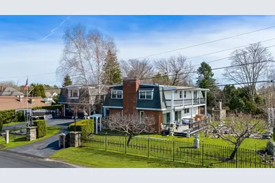 6 Middlefield Pl, Acushnet, MA 02743 - Photo 4