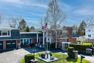 6 Middlefield Pl, Acushnet, MA 02743 - Photo 2