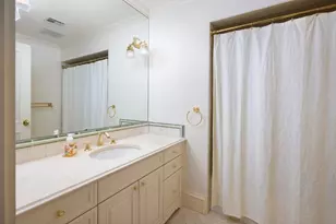 148 Dartmouth St, Newton, MA 02465 - Photo 20