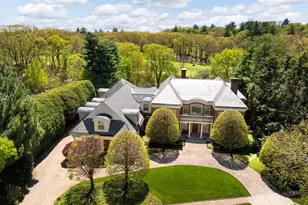 148 Dartmouth St, Newton, MA 02465 - Photo 2