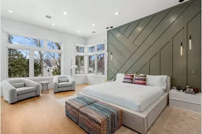 43 Claremont St, Newton, MA 02458 - Photo 24