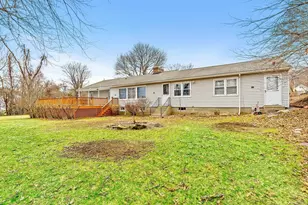 21 Trinity Ave, Worcester, MA 01605 - Photo 8