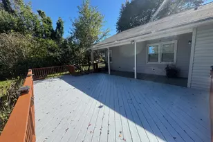 21 Trinity Ave, Worcester, MA 01605 - Photo 6