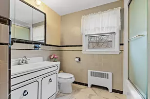 21 Trinity Ave, Worcester, MA 01605 - Photo 28