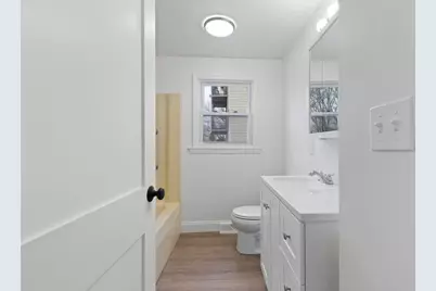 105 Arthur St, Brockton, MA 02302 - Photo 10