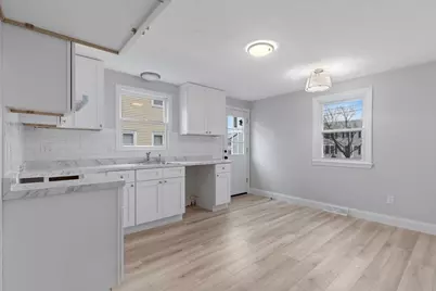 105 Arthur St, Brockton, MA 02302 - Photo 6