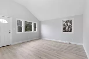 105 Arthur St, Brockton, MA 02302 - Photo 8