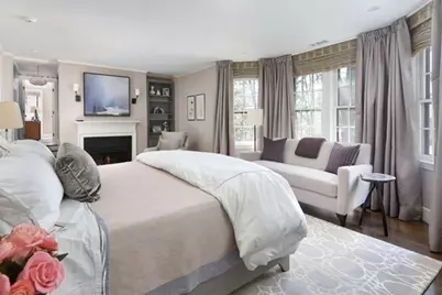 39 Worthington Rd, Brookline, MA 02446 - Photo 16