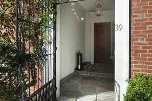 39 Worthington Rd, Brookline, MA 02446 - Photo 4