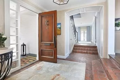 39 Worthington Rd, Brookline, MA 02446 - Photo 6