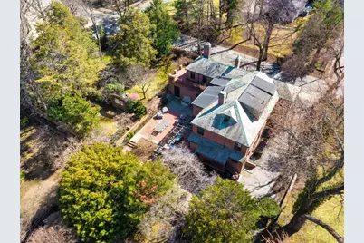 39 Worthington Rd, Brookline, MA 02446 - Photo 2