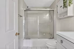 588 Main St, Stoneham, MA 02180 - Photo 14