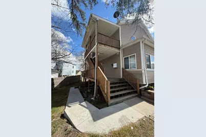 15 Oakes Ave #2, Southbridge, MA 01550 - Photo 2