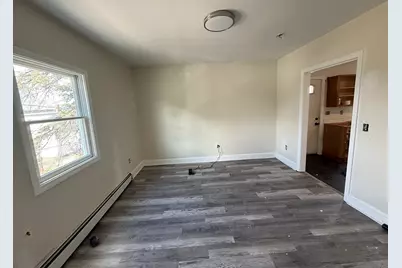 15 Oakes Ave #2, Southbridge, MA 01550 - Photo 6