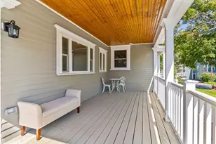 37 School St, Merrimac, MA 01860 - Photo 2