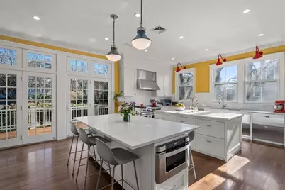 49 Shaw St, Newton, MA 02465 - Photo 2
