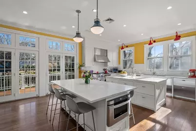 49 Shaw St, Newton, MA 02465 - Photo 4