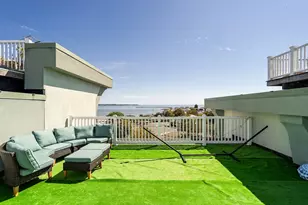 10 Ocean Ave, Revere, MA 02151 - Photo 24