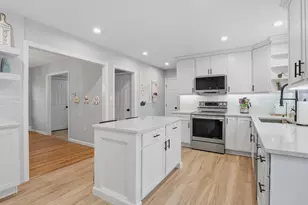 31 Greany Dr, Grafton, MA 01536 - Photo 4