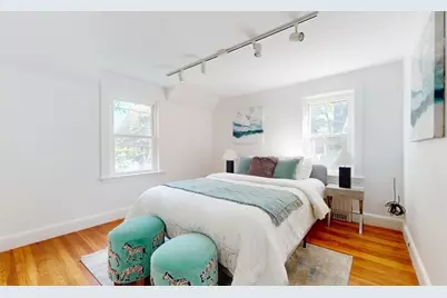 125 Oakdale Rd, Newton, MA 02461 - Photo 12