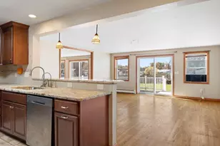 5 Helm St, South Hadley, MA 01075 - Photo 10
