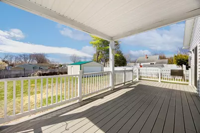 5 Helm St, South Hadley, MA 01075 - Photo 30