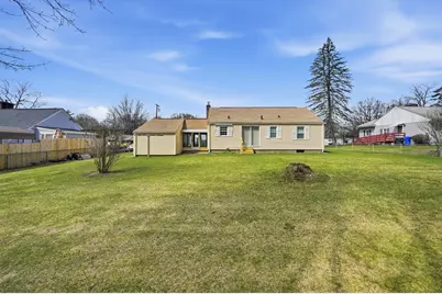 15 Kingoke Ln, Springfield, MA 01119 - Photo 6