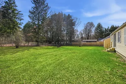 15 Kingoke Ln, Springfield, MA 01119 - Photo 8