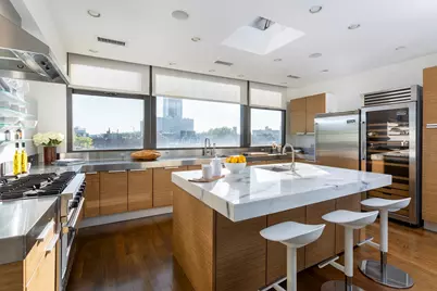 234 W Newton #PH, Boston, MA 02116 - Photo 4