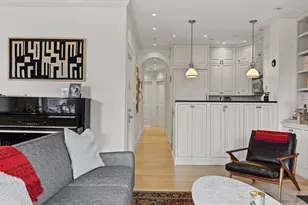 238 Marlborough St, Boston, MA 02116 - Photo 10