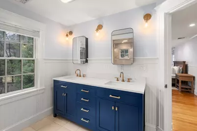 272 Quinobequin Rd, Newton, MA 02468 - Photo 20