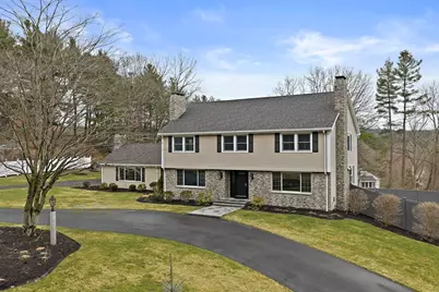 49 Algonquin Rd, Canton, MA 02021 - Photo 2