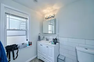 241-243 E St, Boston, MA 02127 - Photo 10