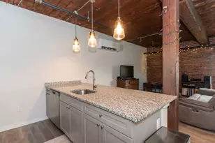 55 Sterling St, Clinton, MA 01510 - Photo 8