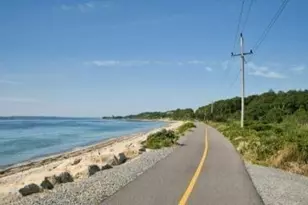 28 Ashton Ave, Falmouth, MA 02536 - Photo 6