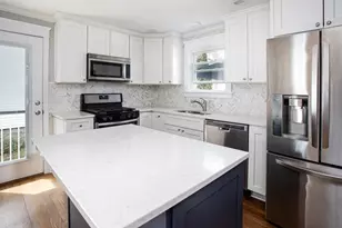 32 Oakland St, Fall River, MA 02720 - Photo 16