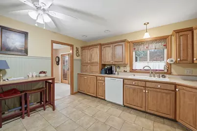 5 Westview Ter, Easthampton, MA 01027 - Photo 10