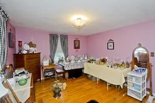 18 Burt Ave, East Longmeadow, MA 01028 - Photo 34