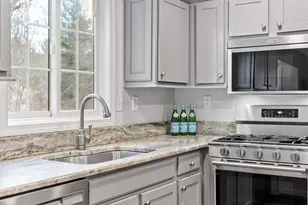 5 Maura Cir, Westford, MA 01886 - Photo 10