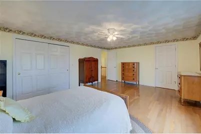 25 Hyde Ave #25, Pawtucket, RI 02861 - Photo 16